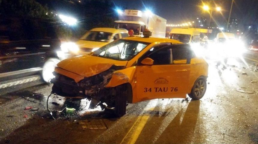 (&ouml;zel Haber) Tem Otoyolunda Zincirleme Kaza: 5 Yaralı