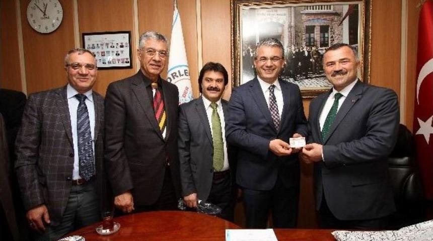 Karşıyaka&rsquo;nın Filizlerine Şof&ouml;rlerden Destek