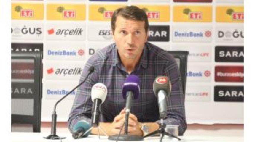 Bayram Bektaş: "centilmence M&uuml;cadele Etmeye &Ccedil;alışan Bir Takımız"