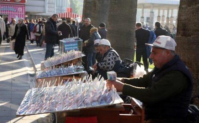 Seyyar Piyangocunun Umudu Son Güne Kaldı