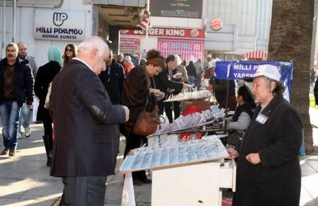 Seyyar Piyangocunun Umudu Son Güne Kaldı