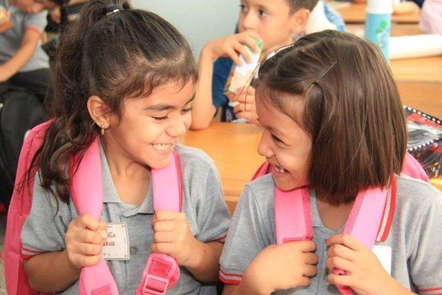 Belediyeden &Ouml;ğrencilere Kırtasiye Yardımı 1