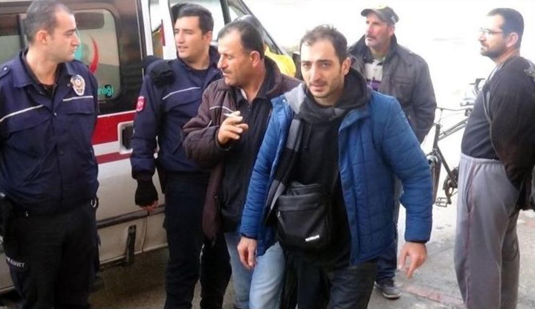 M&uuml;ltecileri Taşıyan Tekne Su Almaya Başlayınca Karaya Vurdu