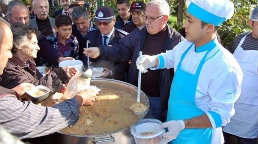 &Ccedil;aycuma Belediyesi&rsquo;nden Aşure Etkinliği
