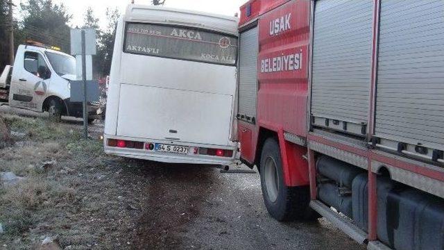 Uşak’ta Buzlanan Yolda Faciadan Dönüldü: 11 Yaralı