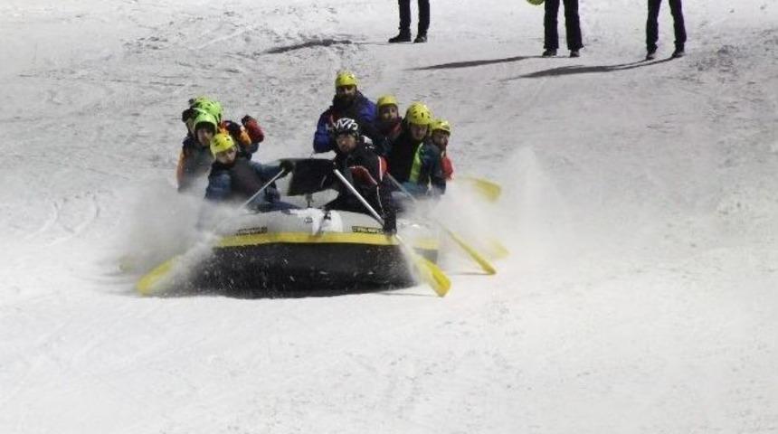 Paland&ouml;ken&rsquo;de Karda Rafting