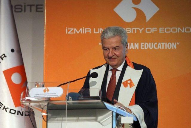 İzmir Ekonomi Üniversitesi Kampüsü Yeniden Düzenlenecek