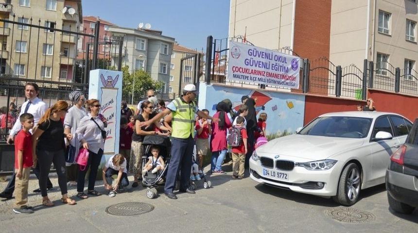 Maltepe&rsquo;de Okullar Zabıtaya Emanet