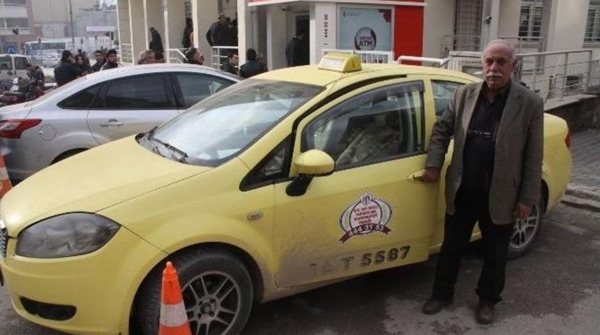 (&ouml;zel Haber) Taksiciler, Kabin İ&ccedil;in Bakanlık Ve Federasyondan Destek Bekliyor