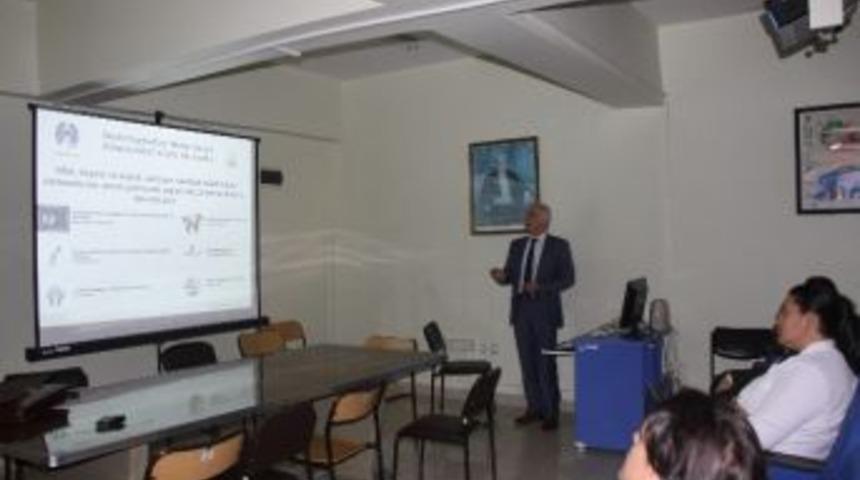 Hastane &Ccedil;alışanlarına Sepsis Eğitimi