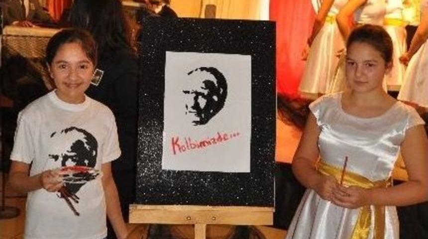 Altı Dakika Da Atat&uuml;rk&rsquo;&uuml;n Resmini &Ccedil;izdiler