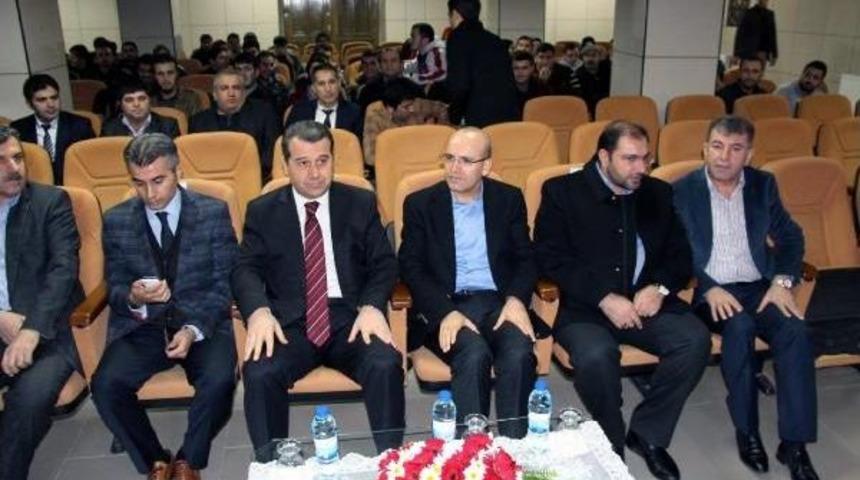 Bakan Şimşek,kursiyerlerle İngilizce Anlaşamadı