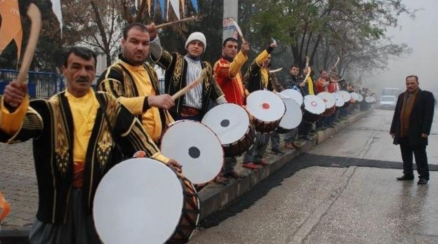 Başbakan&rsquo;a Davul Şov Hazırlığı