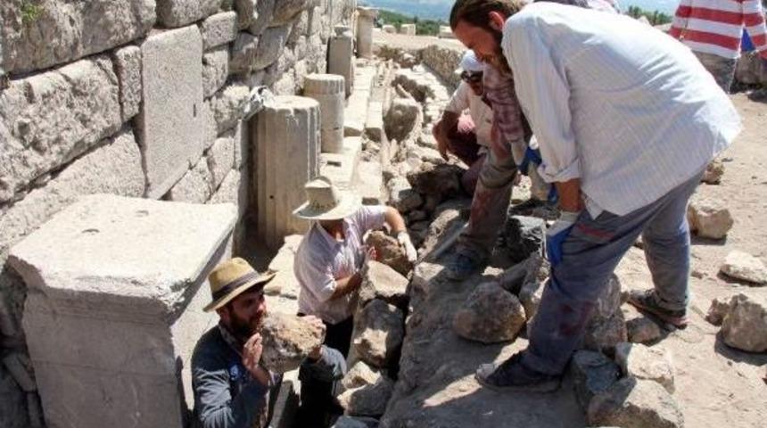 Kibyra Antik Kenti'nde Kazılar Ana Caddede Yoğunlaştı