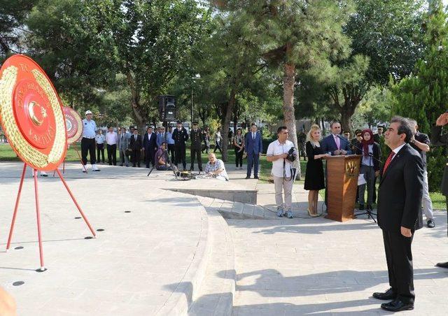 Diyarbakır&rsquo;da Gaziler G&uuml;n&uuml; Kutlandı 1