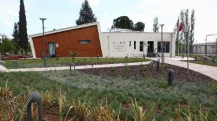 G&uuml;venli-yeşil Bina Bilgilendirme Toplantısı D&uuml;zenleniyor