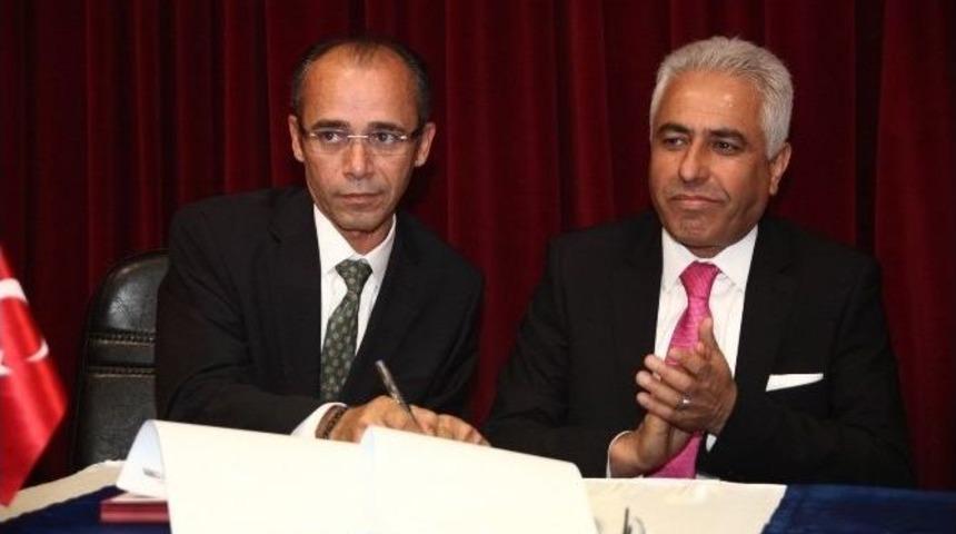 Sanayici-&uuml;niversite İşbirliği