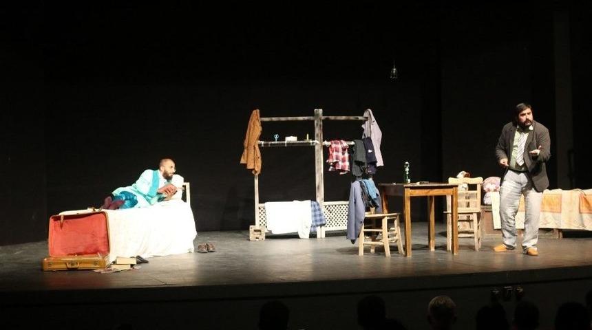 Smmmo &Uuml;yeleri Tiyatro Etkinliğinde Buluştu