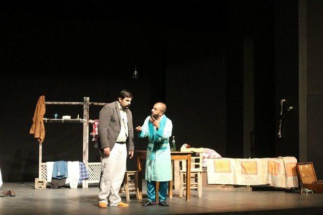 Smmmo Üyeleri Tiyatro Etkinliğinde Buluştu 1