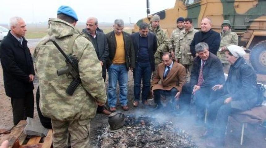 Chp'li Balbay Sınırında D&uuml;ğ&uuml;ne Katıldı, Mermiler Havada U&ccedil;uştu