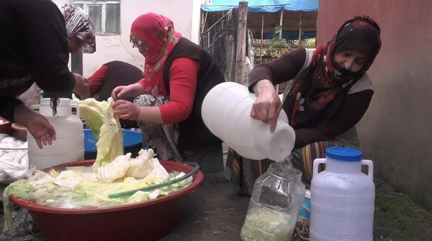 Bakan &Ouml;zl&uuml;, &rsquo;&ccedil;orti Turşusu&rsquo;nun Tescilleneceğini Duyurdu