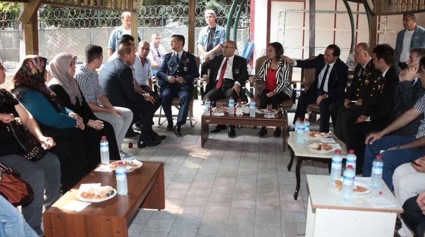 Vali Demirtaş&rsquo;tan Şehit Ve Gazi Derneklerine Ziyaret