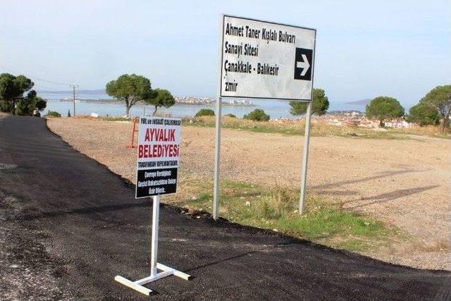 Ayvalık Belediyesi’nden Yol Çalışması