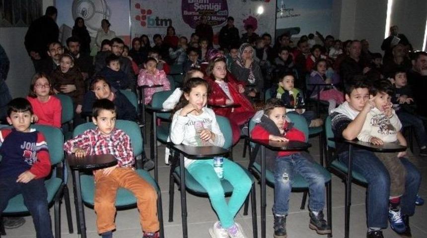 &Ccedil;ocuklar &Ccedil;izgi Film Kahramanlarının Nasıl Yapıldığını &Ouml;ğrendi