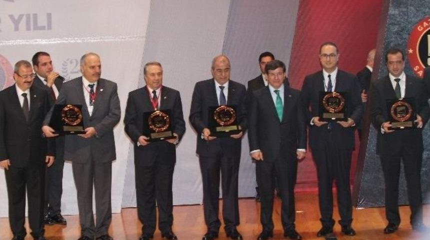 Başbakan Davutoğlu, "gaziantep&rsquo;in Yıldızları &Ouml;d&uuml;l T&ouml;reni"ne Katıldı