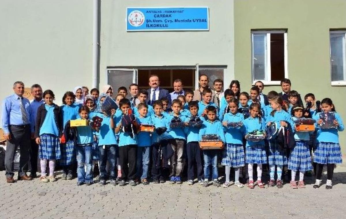 Matso&rsquo;dan &Ouml;ğrencilere Kıyafet Ve Ayakkabı