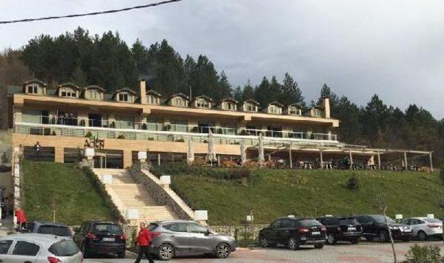 Abant'ta 24 Odalı Otel Açıldı