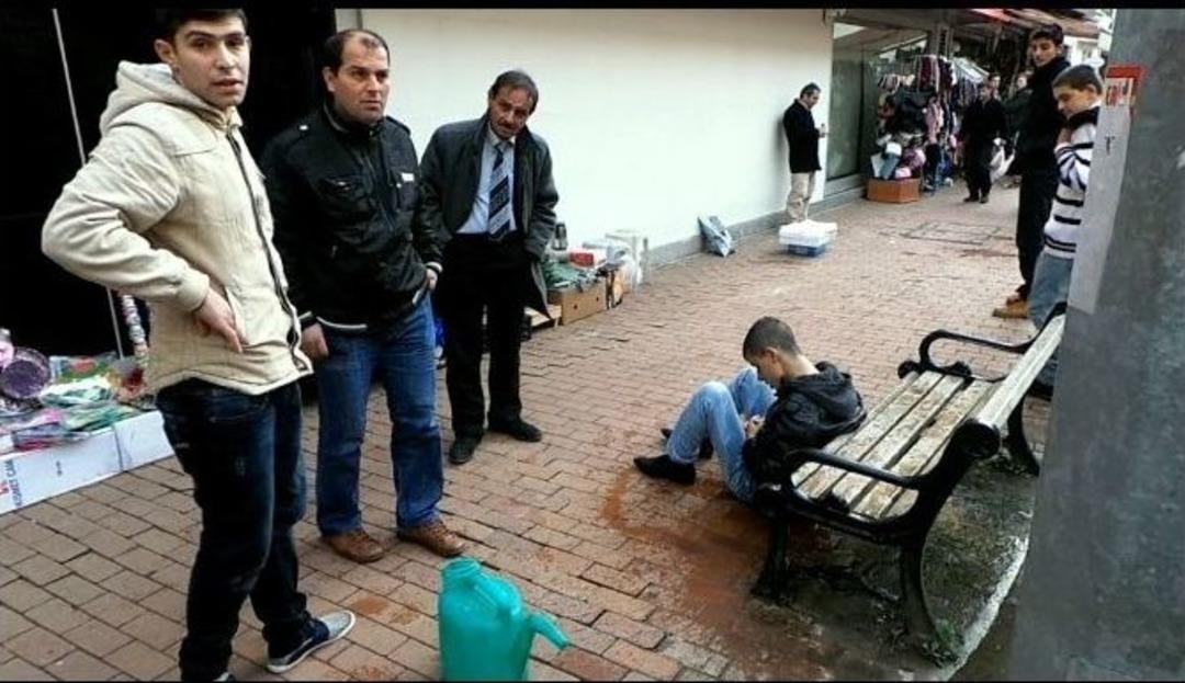 Alkol Ve Sentetik Uyuşturucu 2 Kişiyi Hastanelik Etti