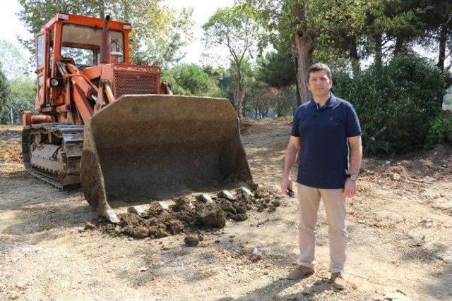 Okul Arazisine Ne Yapılacağı Kördüğüme Döndü