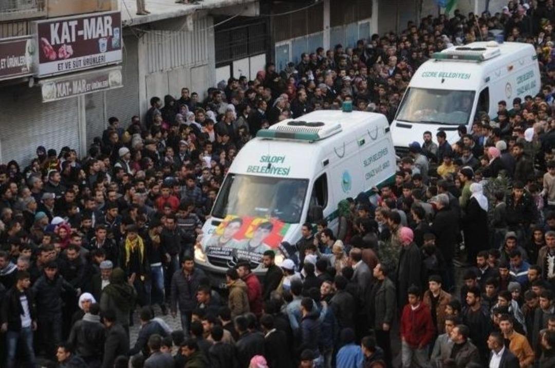 Cizre&rsquo;deki &Ccedil;atışmada &Ouml;len 2 Kişi Defnedildi