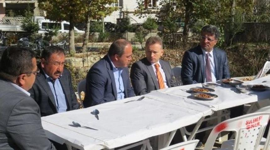 Velilerden &Ouml;ğrencilere Aşure İkramı