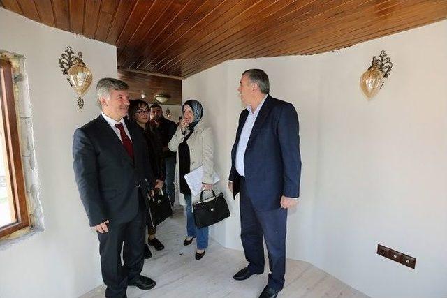 To&ccedil;oğlu: &ldquo;tarihi Konağı Şehrimize Hediye Edeceğiz&rdquo; 1