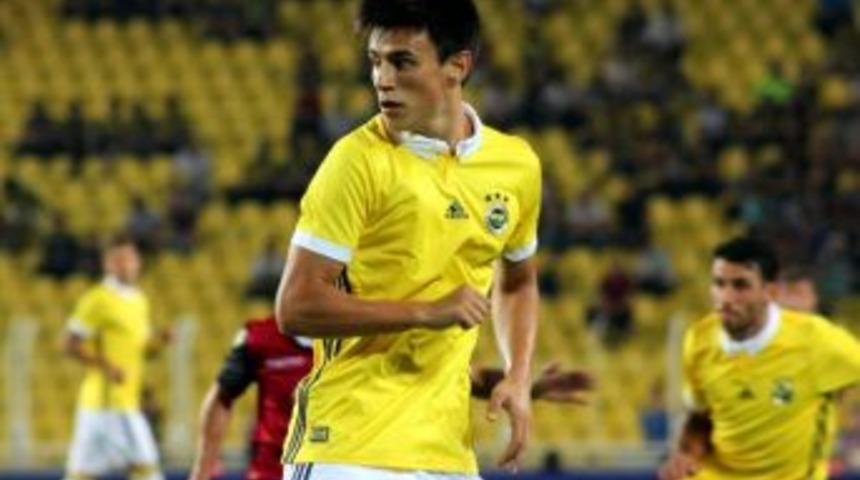 Fenerbah&ccedil;e&rsquo;ye Eljif Elmas M&uuml;jdesi