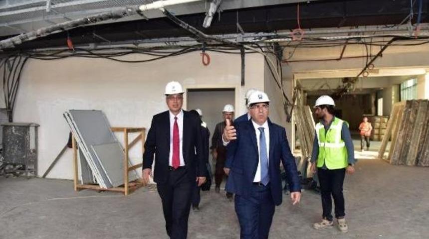 Toki Başkanı Turan Seyrantepe Ve Sultanbeyli Hastanelerinde Inceleme Yaptı