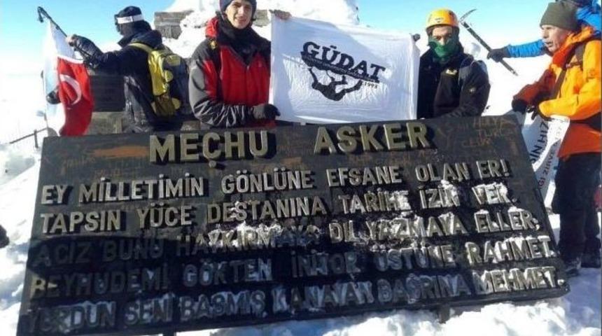 G&uuml;dat Allahuekber Dağı Şehitlerini Andı