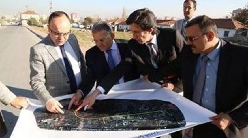 7 Mahalleden Ge&ccedil;en Y&uuml;ksek Elektrik Gerilim Hattı Yer Altına Alındı