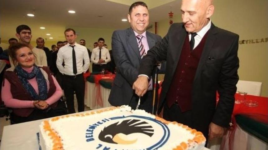 Başkan Altınok &Ouml;z&rsquo;e S&uuml;rpriz Doğum G&uuml;n&uuml;