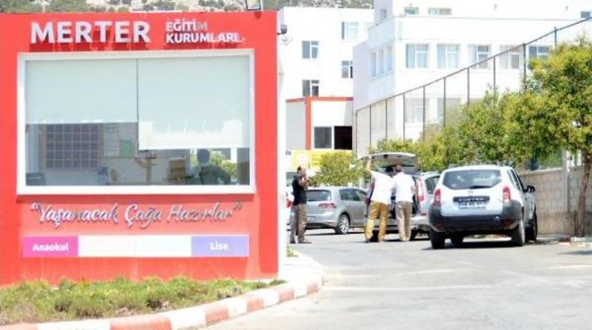 Fet&ouml;/pdy'den Ihra&ccedil; Edilen 8 &Ouml;ğretmene G&ouml;zaltı