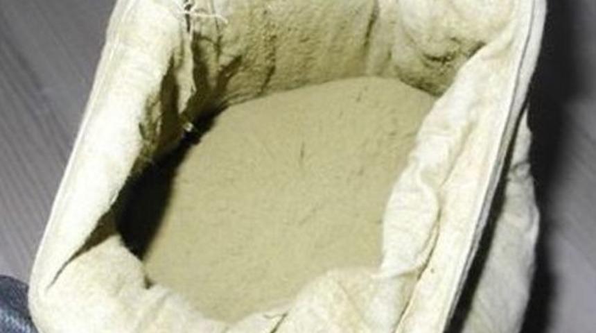 Elazığ&rsquo;da Bir Kadının &Ccedil;antasından 4 Kilo Esrar &Ccedil;ıktı