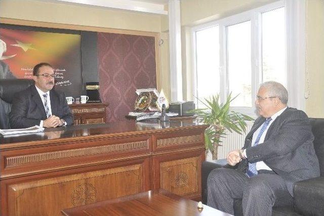 Vali G&uuml;ven&ccedil;er Afşin&rsquo;de 2