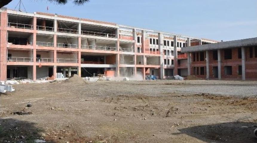 Aliağa&rsquo;ya 20 Milyon Tl&rsquo;lik &Ouml;rnek Okul