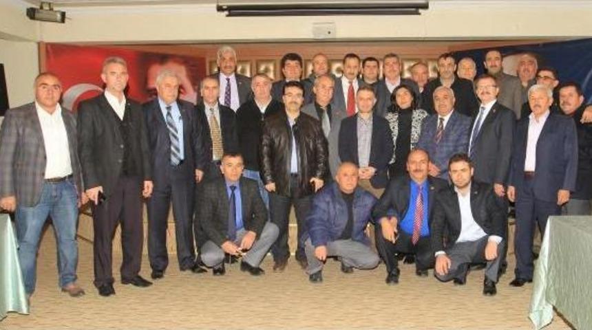 Muhtarlar &Ouml;zl&uuml;k Ve Yeşil Pasaport Hakkı İstiyor