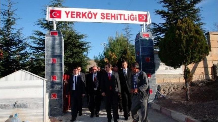 Şehit Babasından Yerk&ouml;y Şehitliğine Mescit