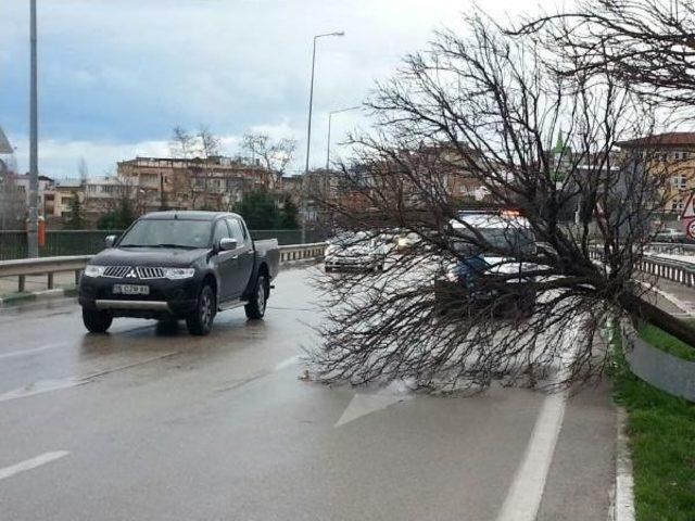 Bursa’Da Sobadan Sızan Gazdan 27 Kişi Zehirlendi