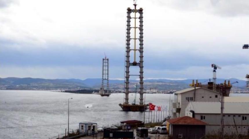 K&ouml;rfez K&ouml;pr&uuml;s&uuml;'nde Ayak Y&uuml;ksekliği 252 Metreye Ulaştı