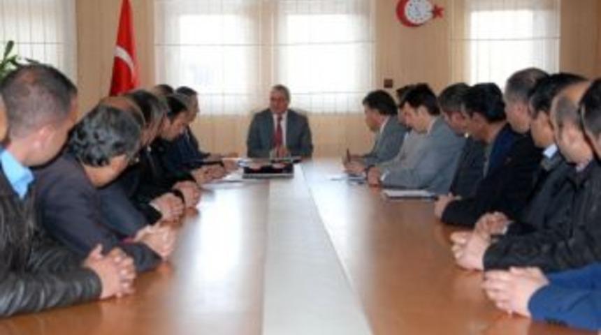 Vali Deniz: "spor’da Altyapıya Önem Vermeliyiz"